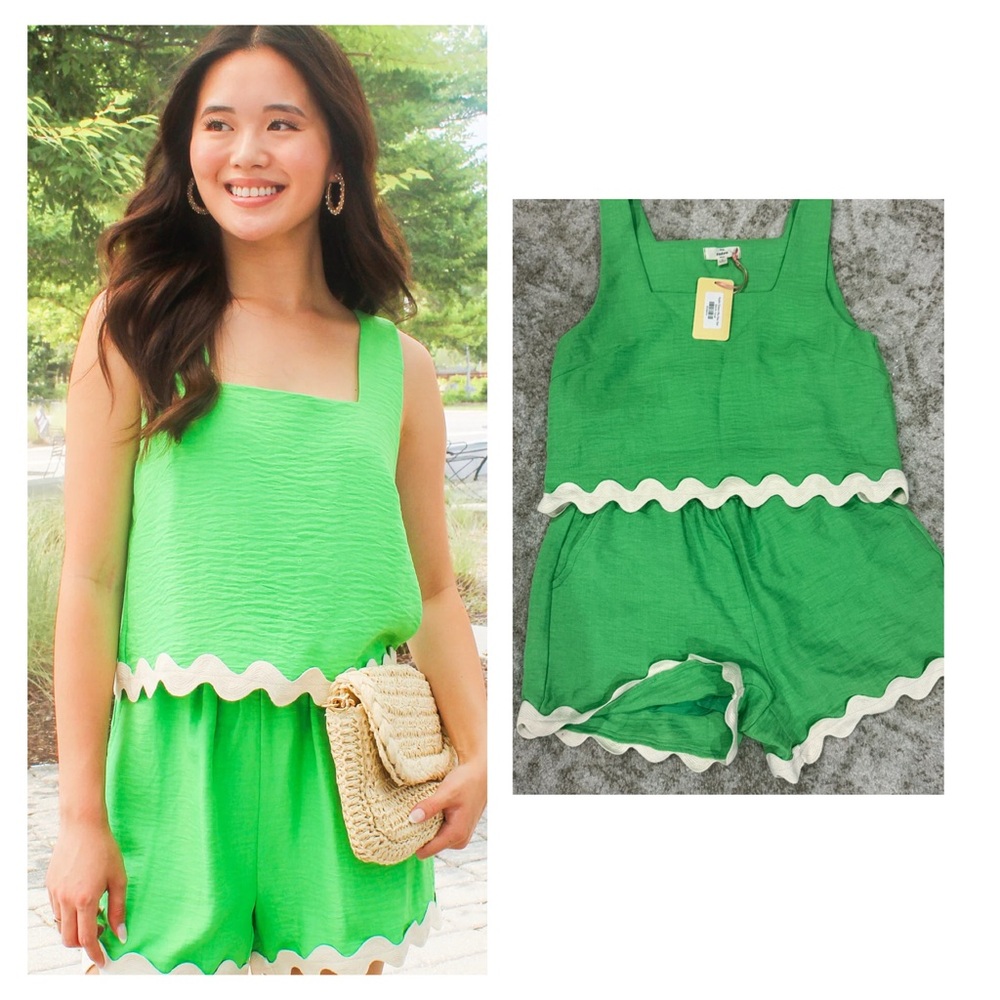 Entro High Waist Green and Cream Short Set